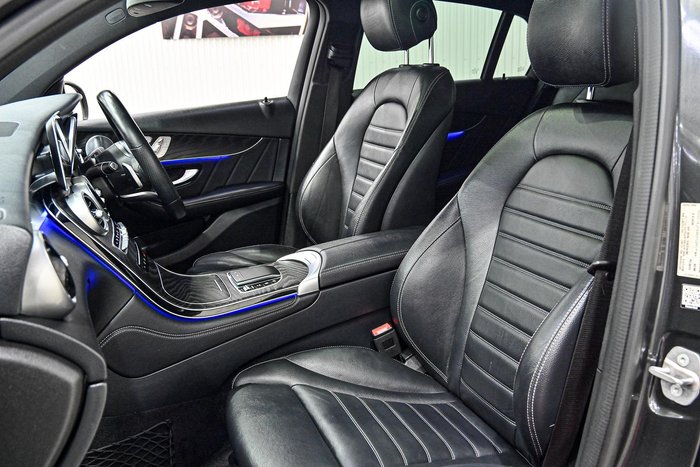 2020 Mercedes-Benz GLC-Class GLC300