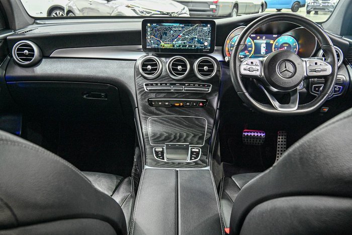 2020 Mercedes-Benz GLC-Class GLC300