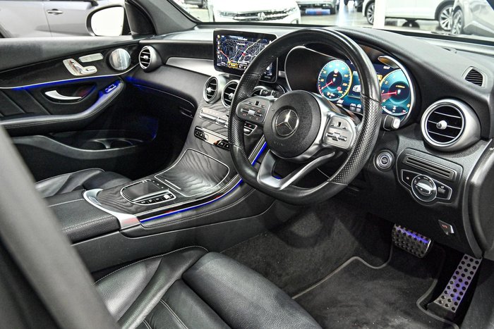 2020 Mercedes-Benz GLC-Class GLC300