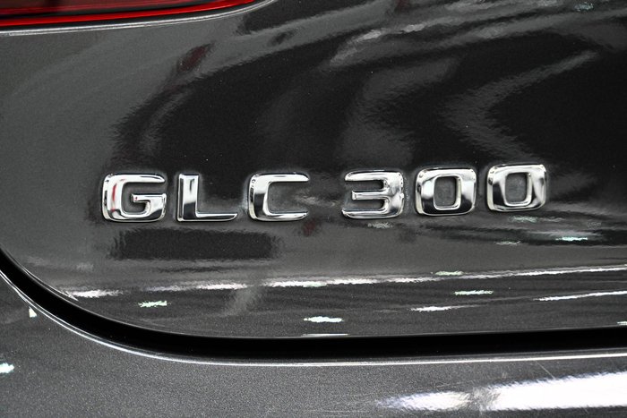 2020 Mercedes-Benz GLC-Class GLC300