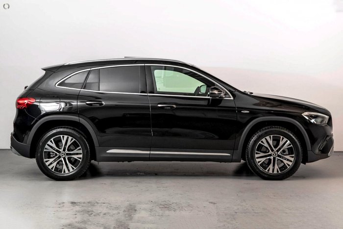 2025 Mercedes-Benz GLA-Class