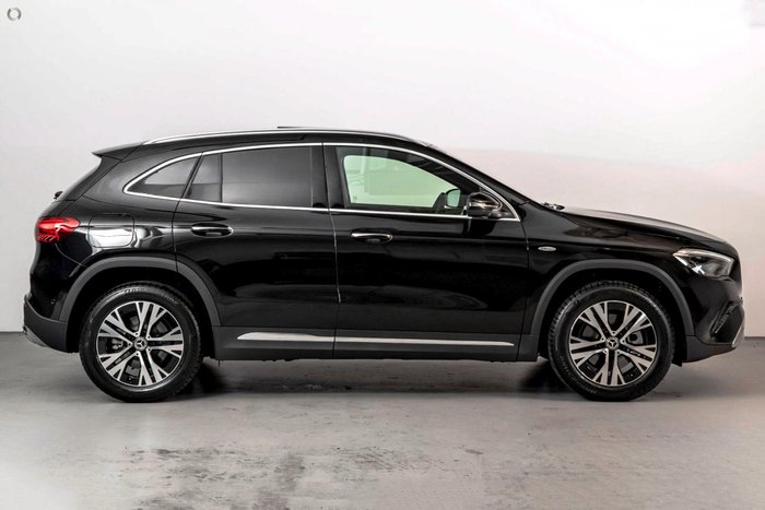2025 Mercedes-Benz GLA-Class