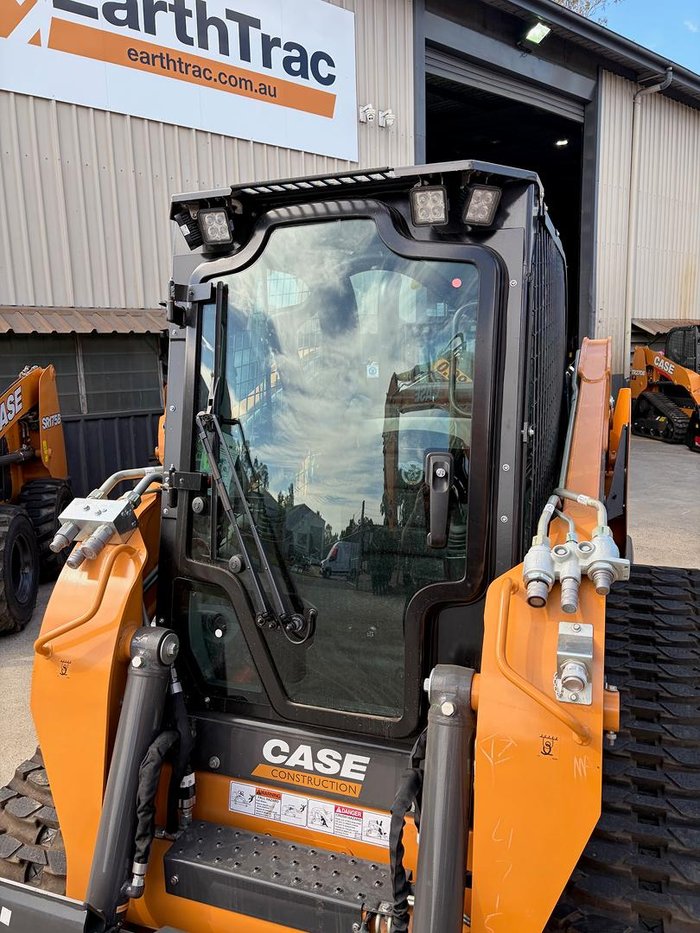 2025 CASE Tv450b