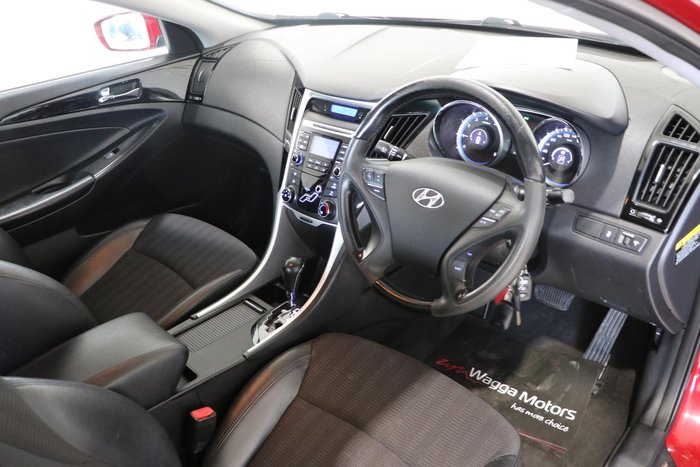 2011 Hyundai i45 Active