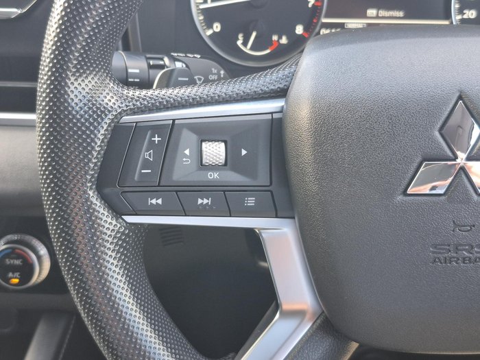 2021 Mitsubishi Outlander ES