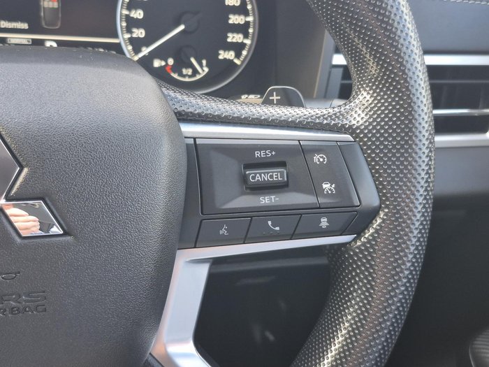 2021 Mitsubishi Outlander ES