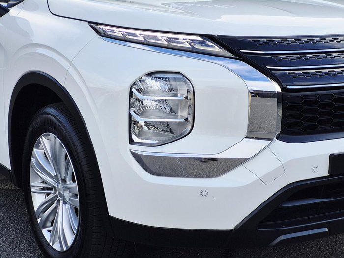 2021 Mitsubishi Outlander ES