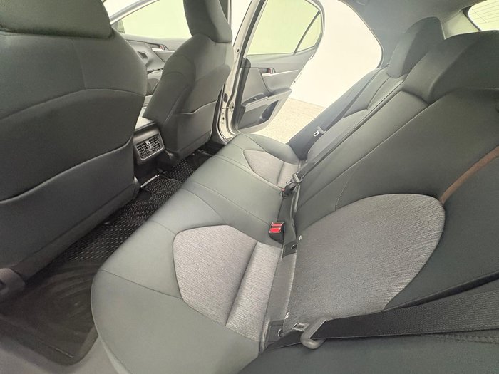 2019 Toyota Camry Ascent ASV70R Glacier White