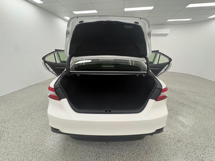 2019 Toyota Camry Ascent ASV70R Glacier White