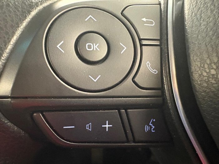 2019 Toyota Camry Ascent ASV70R Glacier White