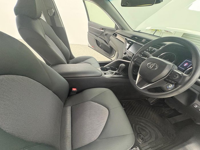2019 Toyota Camry Ascent ASV70R Glacier White