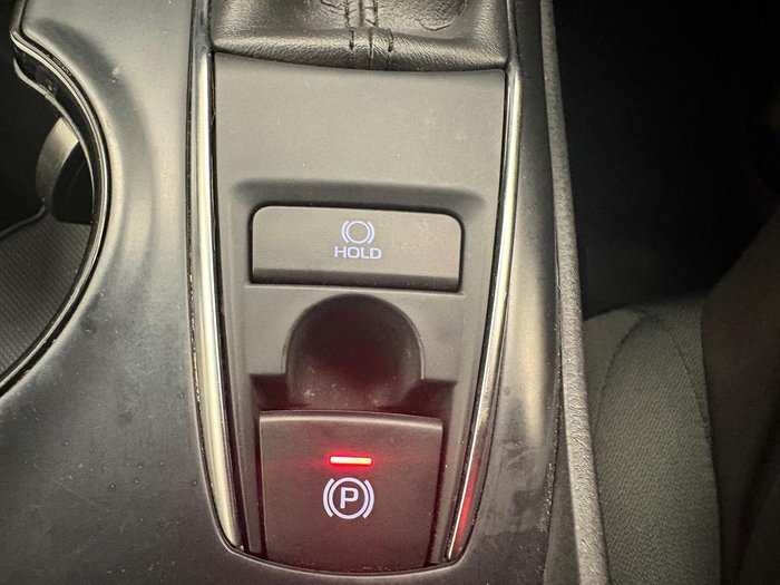 2019 Toyota Camry Ascent ASV70R Glacier White