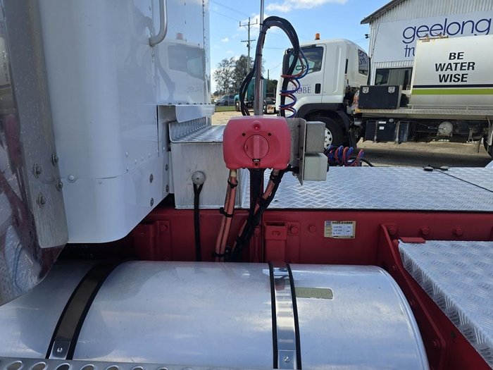 2016 Kenworth T400 Series