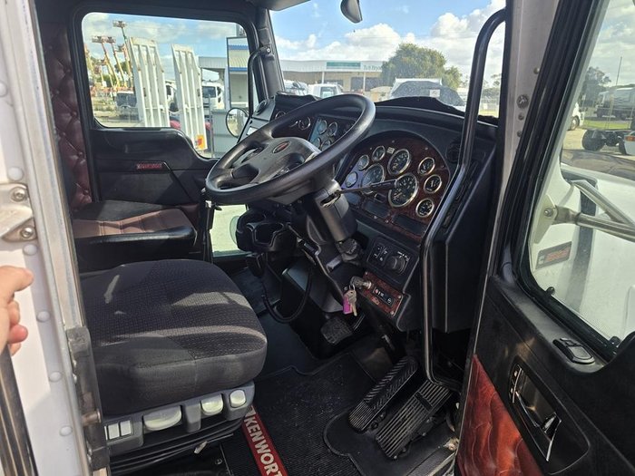 2016 Kenworth T400 Series