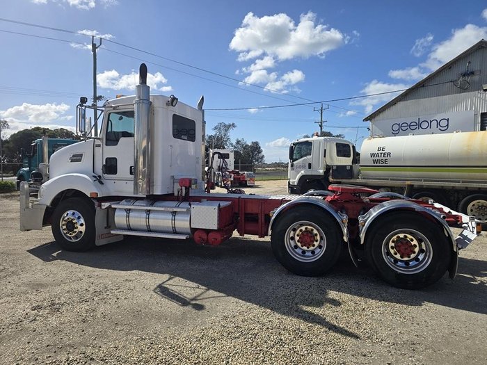 2016 Kenworth T400 Series