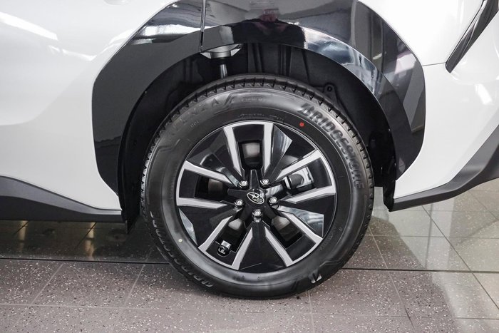 2025 Subaru Solterra AWD