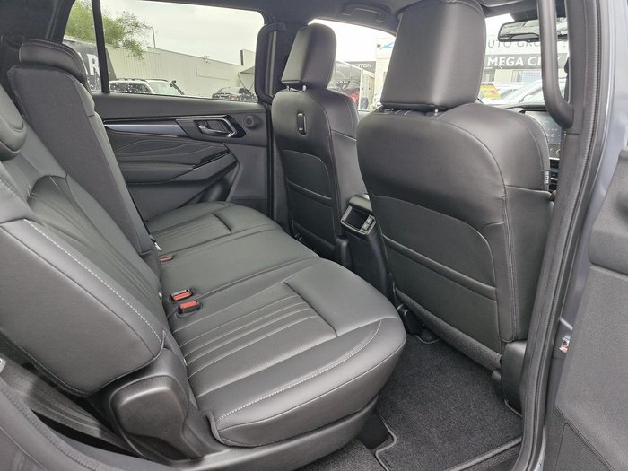 2026 Isuzu MU-X LS-T