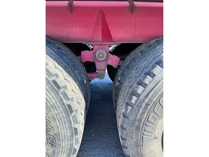 2014 Moore Tri-Axle