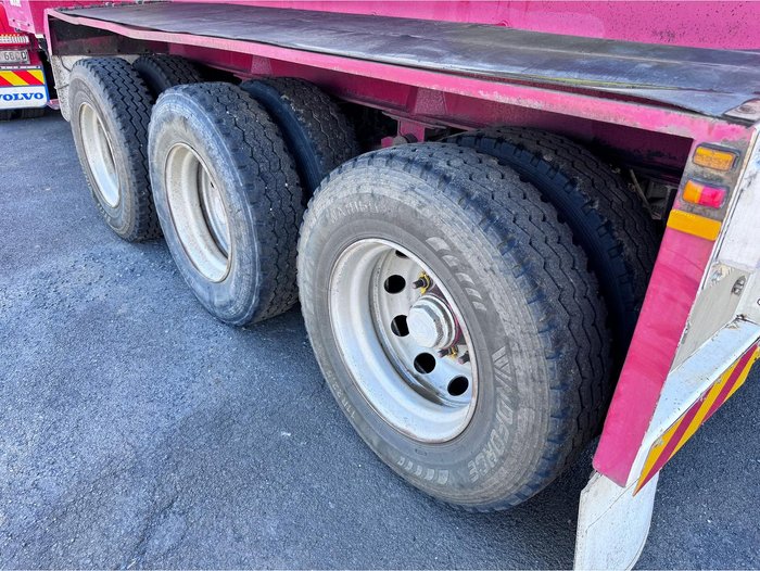 2014 Moore Tri-Axle