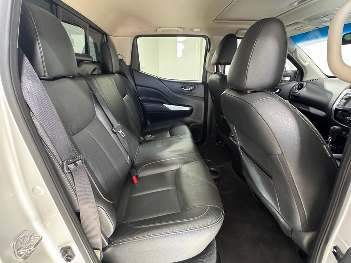 2015 Nissan Navara ST-X
