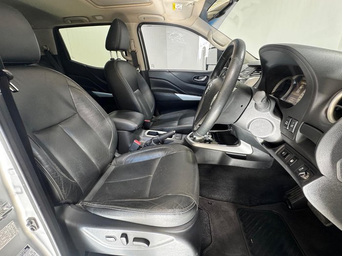 2015 Nissan Navara ST-X
