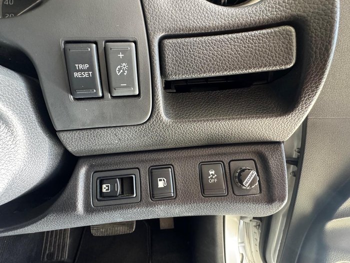 2015 Nissan Navara ST-X