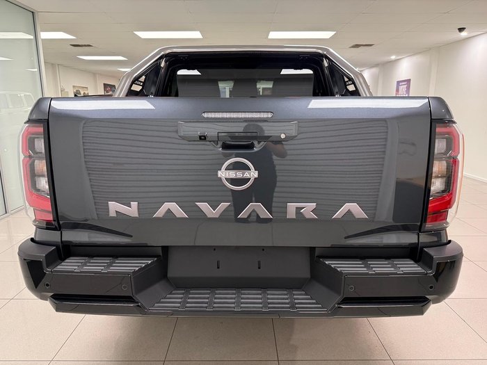 2026 Nissan Navara ST-X