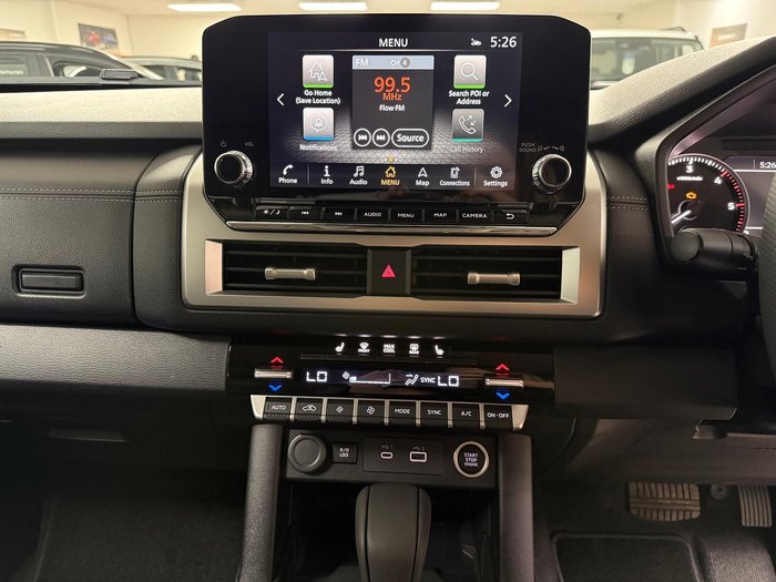 2026 Nissan Navara ST-X