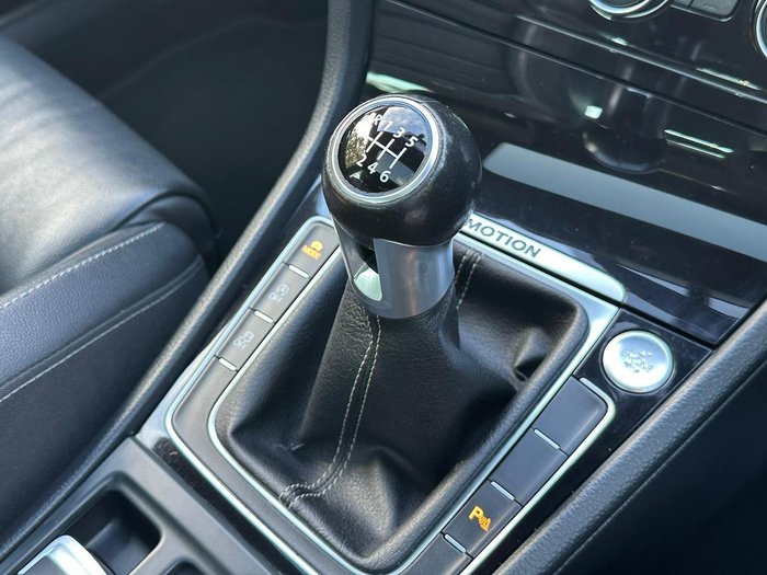 2014 Volkswagen Golf R