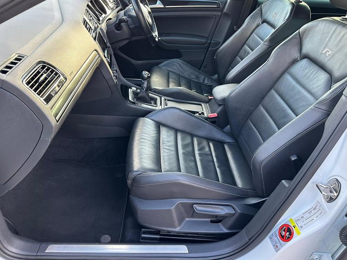 2014 Volkswagen Golf R