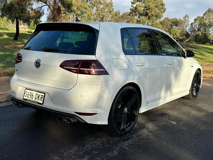 2014 Volkswagen Golf R