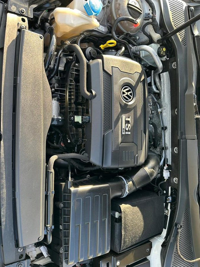 2014 Volkswagen Golf R