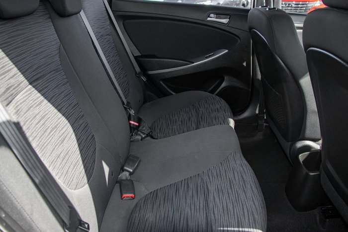 2016 Hyundai Accent Active