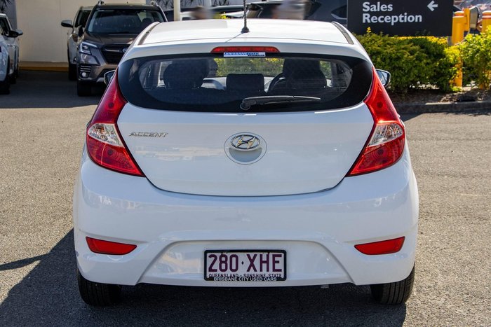 2016 Hyundai Accent Active