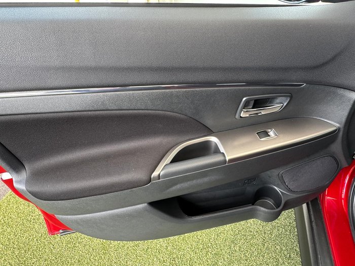 2024 Mitsubishi ASX LS