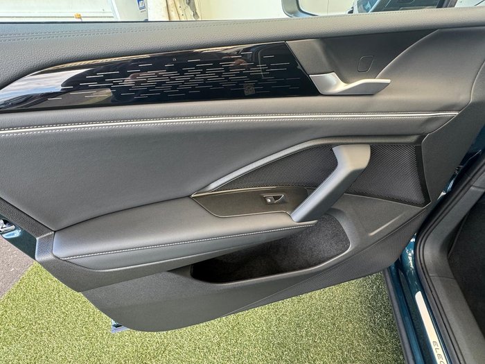 2025 Volkswagen Tiguan 150TSI Elegance