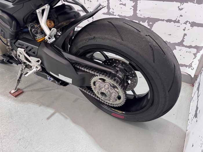 2021 Ducati Streetfighter V4 S Streetfighter Black