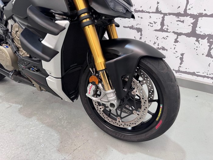 2021 Ducati Streetfighter V4 S Streetfighter Black