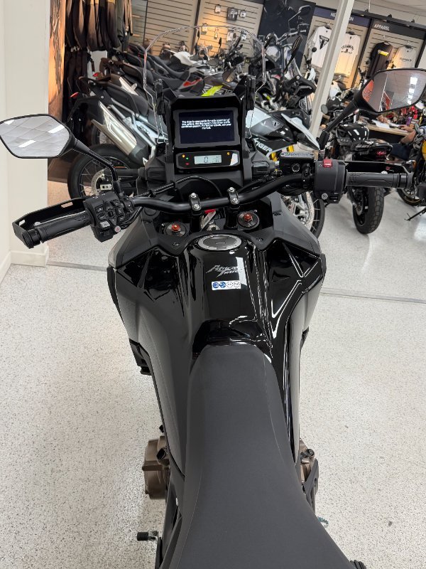 2025 Honda CRF1100A AFRICA TWIN (ABS) Black