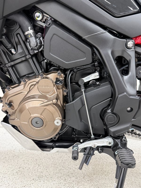 2025 Honda CRF1100A AFRICA TWIN (ABS) Black