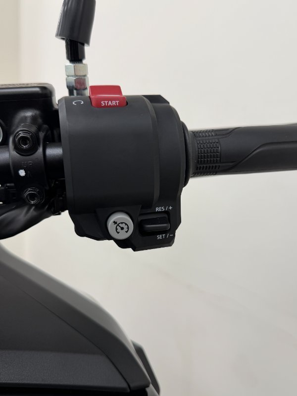 2025 Honda CRF1100A AFRICA TWIN (ABS) Black