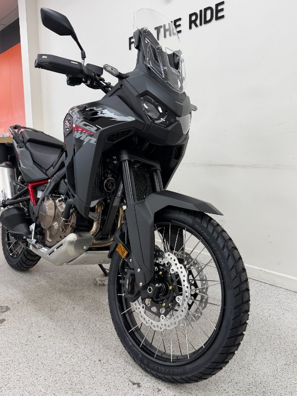 2025 Honda CRF1100A AFRICA TWIN (ABS) Black