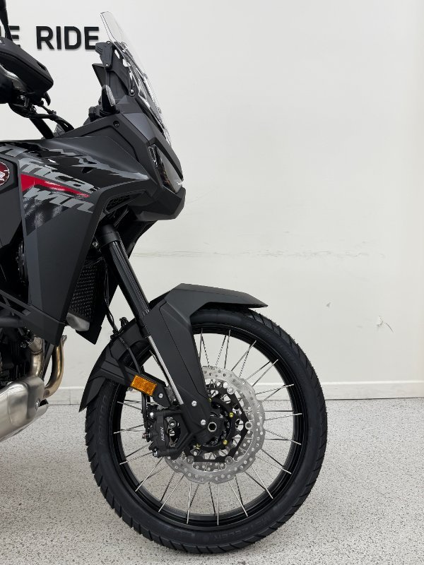2025 Honda CRF1100A AFRICA TWIN (ABS) Black