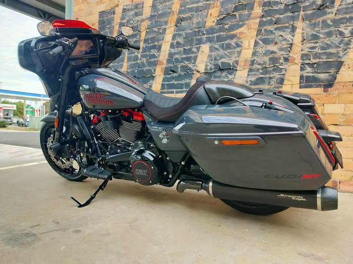 2026 HARLEY-DAVIDSON CVO ROAD GLIDE ST 121 (FLTRXSTSE) ROAD INFERNO GRAY