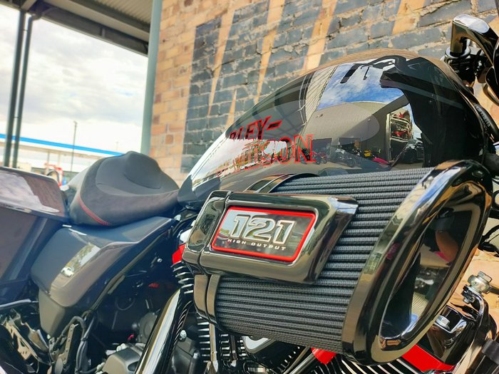 2026 HARLEY-DAVIDSON CVO ROAD GLIDE ST 121 (FLTRXSTSE) ROAD INFERNO GRAY