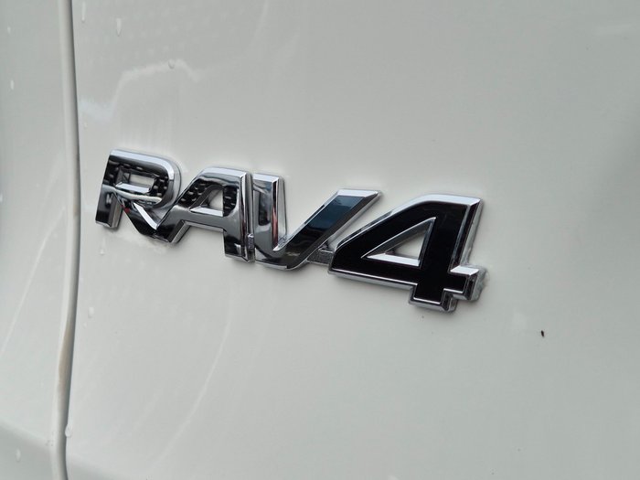 2024 Toyota RAV4 GX