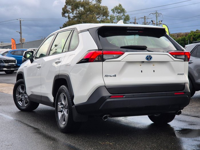2024 Toyota RAV4 GX