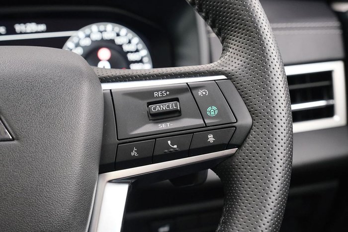 2024 Mitsubishi Outlander Exceed