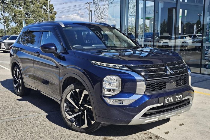 2024 Mitsubishi Outlander Exceed