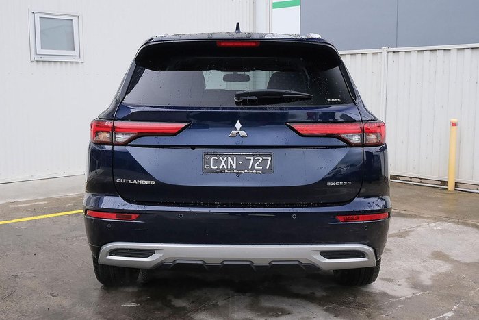 2024 Mitsubishi Outlander Exceed